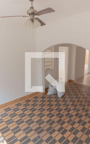 Casa para alugar com 150m², 4 quartos e 1 vaga Casa para alugar com 150m², 4 quartos e 1 vagasala