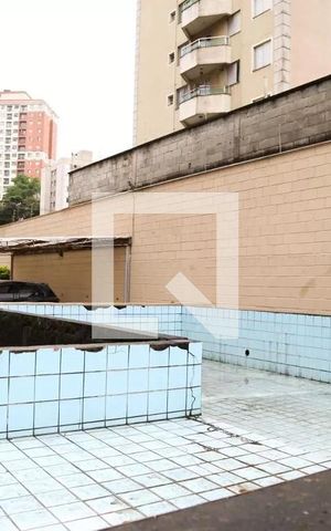 Apartamento à venda com 51m², 2 quartos e 1 vaga Apartamento à venda com 51m², 2 quartos e 1 vagaÁrea comum - Piscina