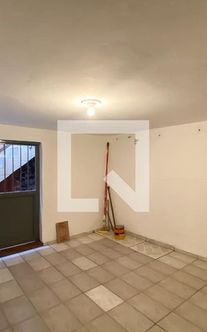 Casa à venda com 295m², 5 quartos e 1 vaga Casa à venda com 295m², 5 quartos e 1 vagaÁrea de Serviço