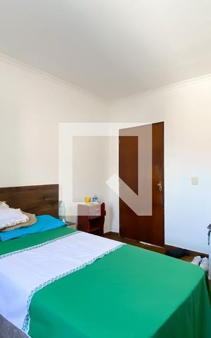 Casa à venda com 295m², 5 quartos e 1 vaga Casa à venda com 295m², 5 quartos e 1 vagaQuarto 2