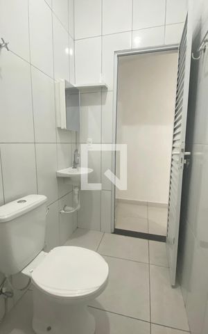 Casa para alugar com 56m², 1 quarto e sem vagaBanheiro