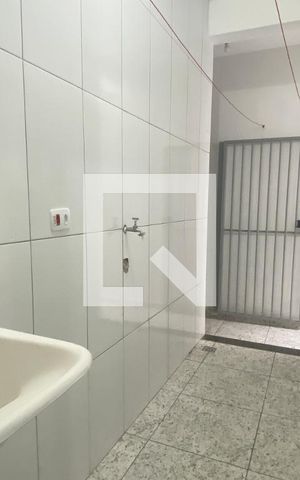 Casa para alugar com 56m², 1 quarto e sem vagaÁrea de Serviço