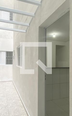 Casa para alugar com 56m², 1 quarto e sem vagaCorredor