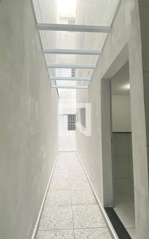 Casa para alugar com 56m², 1 quarto e sem vagaCorredor