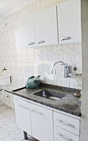Apartamento à venda com 45m², 2 quartos e 1 vagaCozinha e Área de Serviço