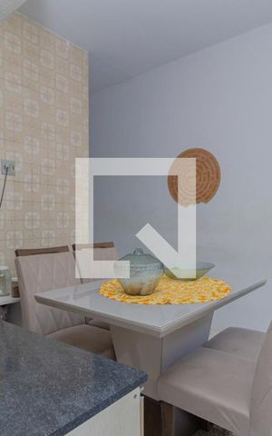 Casa à venda com 186m², 3 quartos e 3 vagas Casa à venda com 186m², 3 quartos e 3 vagasSala