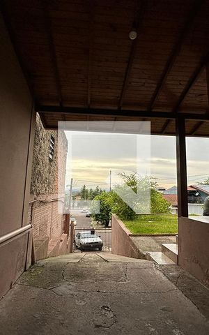 Casa à venda com 130m², 3 quartos e 2 vagasGara