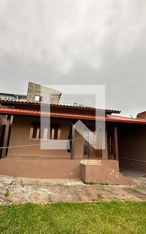 Casa à venda com 130m², 3 quartos e 2 vagasÁrea externa