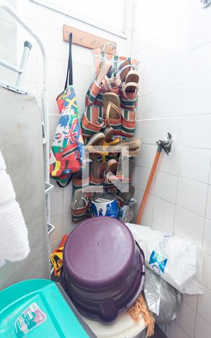 Apartamento à venda com 100m², 3 quartos e 2 vagasBanheiro de serviço