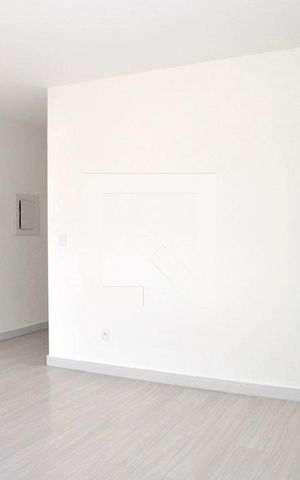 Apartamento à venda com 80m², 2 quartos e 2 vagasSala