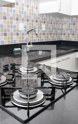 Apartamento à venda com 80m², 2 quartos e 2 vagasCozinha + Área de Serviço