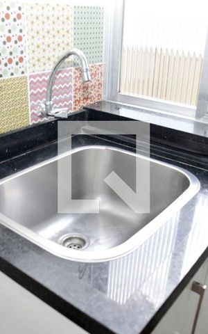 Apartamento à venda com 80m², 2 quartos e 2 vagasCozinha + Área de Serviço