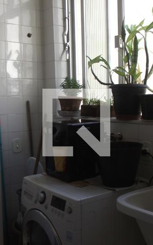 Apartamento à venda com 85m², 2 quartos e 1 vagaÁrea de Serviço