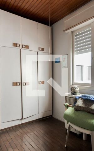 Casa à venda com 300m², 6 quartos e sem vaga Casa à venda com 300m², 6 quartos e sem vagaQuarto 5