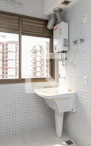 Apartamento para alugar com 114m², 3 quartos e 2 vagas Apartamento para alugar com 114m², 3 quartos e 2 vagasÁrea de Serviço