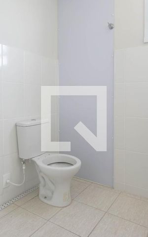 Apartamento para alugar com 46m², 2 quartos e 1 vaga Apartamento para alugar com 46m², 2 quartos e 1 vagaBanheiro