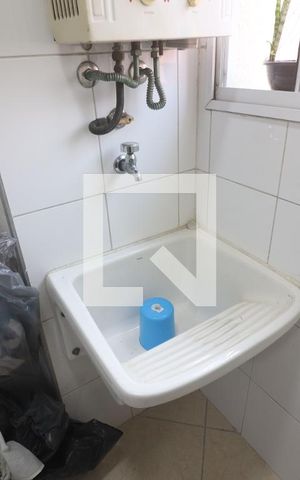 Apartamento para alugar com 60m², 2 quartos e 1 vagaÁrea de Serviço