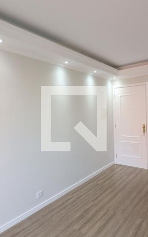 Apartamento para alugar com 60m², 2 quartos e 1 vagaSala 