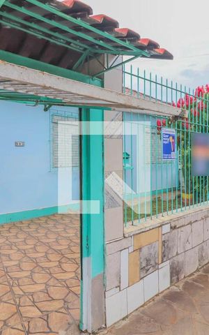 Casa à venda com 117m², 4 quartos e 2 vagas Casa à venda com 117m², 4 quartos e 2 vagasFachada