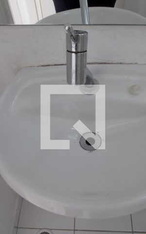 Apartamento para alugar com 76m², 2 quartos e 1 vagaBanheiro