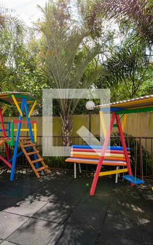 Apartamento à venda com 47m², 2 quartos e 1 vaga Apartamento à venda com 47m², 2 quartos e 1 vagaÁrea comum - Playground