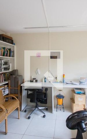 Casa para alugar com 180m², 3 quartos e 1 vagaEscritório