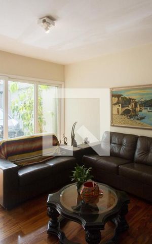 Casa para alugar com 180m², 3 quartos e 1 vagaSala
