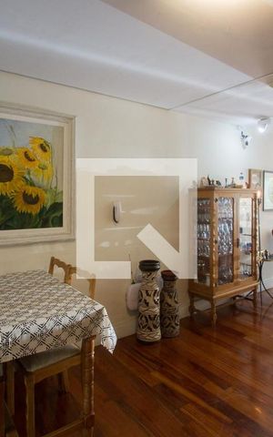 Casa para alugar com 180m², 3 quartos e 1 vagaSala