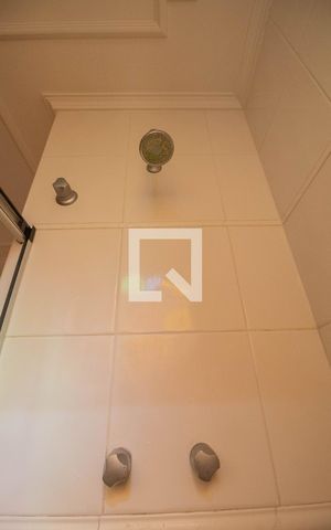 Apartamento à venda com 100m², 3 quartos e 1 vaga Apartamento à venda com 100m², 3 quartos e 1 vagaBanheiro da Suíte