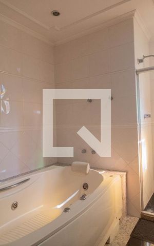 Apartamento à venda com 100m², 3 quartos e 1 vaga Apartamento à venda com 100m², 3 quartos e 1 vagaBanheiro da Suíte