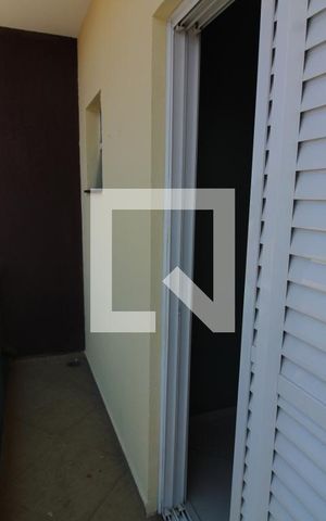 Casa à venda com 80m², 2 quartos e 2 vagasVaranda