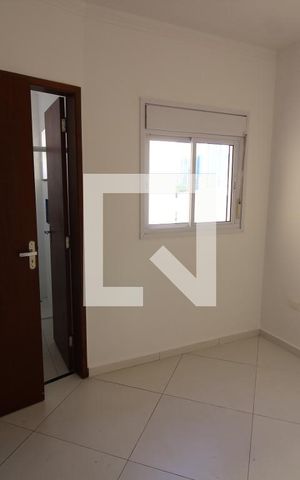 Casa à venda com 80m², 2 quartos e 2 vagasSuite