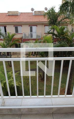 Apartamento para alugar com 65m², 2 quartos e 1 vagaVaranda