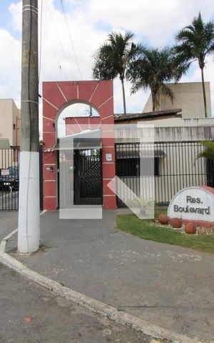 Apartamento para alugar com 65m², 2 quartos e 1 vagaFachada