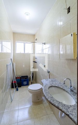 Apartamento à venda com 182m², 3 quartos e 2 vagasCobertura - Banheiro social 2