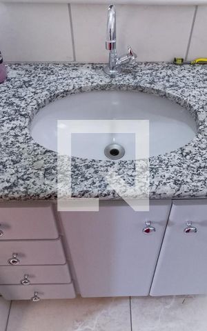 Apartamento à venda com 182m², 3 quartos e 2 vagasBanheiro social 