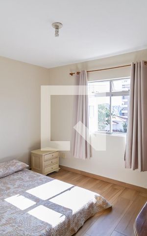 Apartamento à venda com 182m², 3 quartos e 2 vagasSuíte 