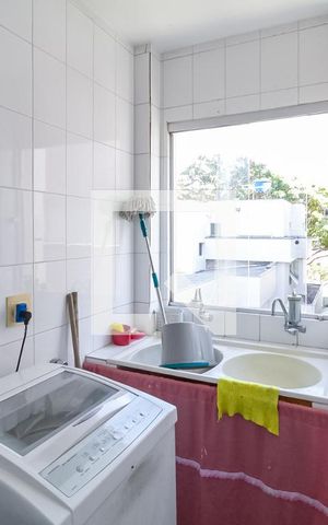 Apartamento à venda com 182m², 3 quartos e 2 vagasÁrea de serviço 