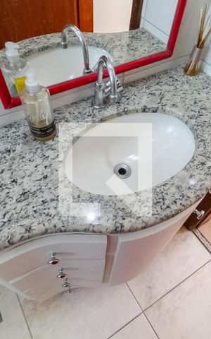 Apartamento à venda com 182m², 3 quartos e 2 vagasBanheiro da suíte 