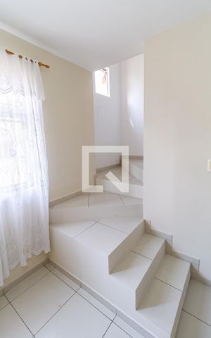 Apartamento à venda com 182m², 3 quartos e 2 vagasEscada