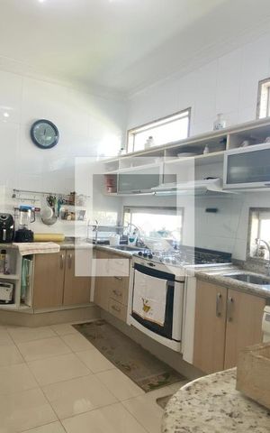 Casa de condomínio à venda com 462m², 4 quartos e 4 vagasCozinha