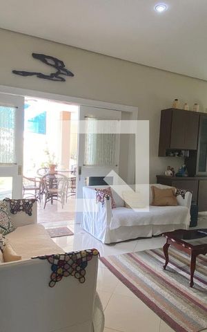 Casa de condomínio à venda com 462m², 4 quartos e 4 vagasSala 2