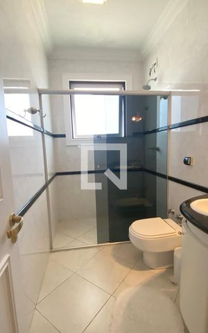Casa de condomínio à venda com 462m², 4 quartos e 4 vagasBanheiro da Suíte 3