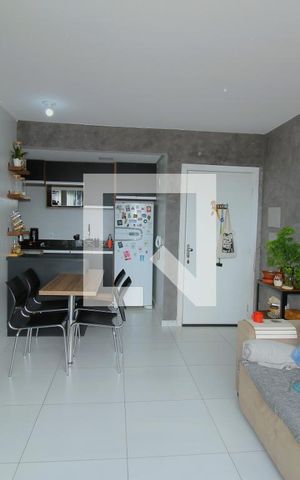 Apartamento à venda com 49m², 2 quartos e 1 vagaSala 