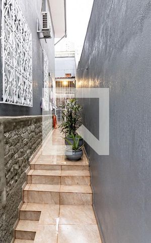 Casa para alugar com 201m², 4 quartos e 3 vagas Casa para alugar com 201m², 4 quartos e 3 vagasCorredor Lateral