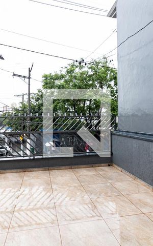 Casa para alugar com 201m², 4 quartos e 3 vagas Casa para alugar com 201m², 4 quartos e 3 vagasÁrea externa