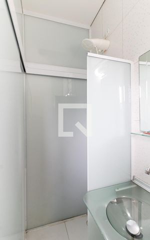 Casa para alugar com 201m², 4 quartos e 3 vagas Casa para alugar com 201m², 4 quartos e 3 vagasBanheiro da Suíte