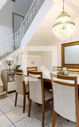 Casa para alugar com 201m², 4 quartos e 3 vagas Casa para alugar com 201m², 4 quartos e 3 vagasSala de Jantar