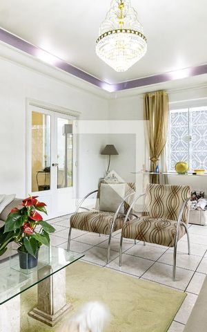Casa para alugar com 201m², 4 quartos e 3 vagas Casa para alugar com 201m², 4 quartos e 3 vagasSala