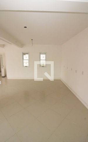 Casa de condomínio à venda com 250m², 3 quartos e 2 vagas Casa de condomínio à venda com 250m², 3 quartos e 2 vagasCozinha